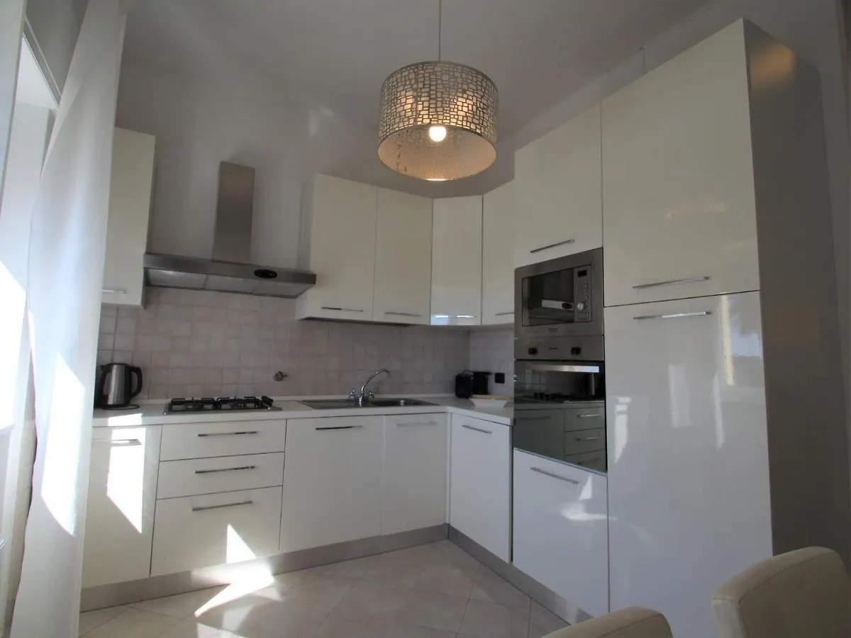 Apartment Giulia By Interhome Moneglia